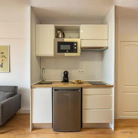 Luxury 2 Ocean View Wifi Free アデヘ