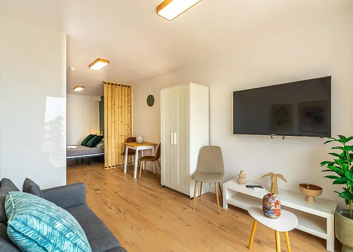 Luxury 2 Ocean View Wifi Free Lägenhet